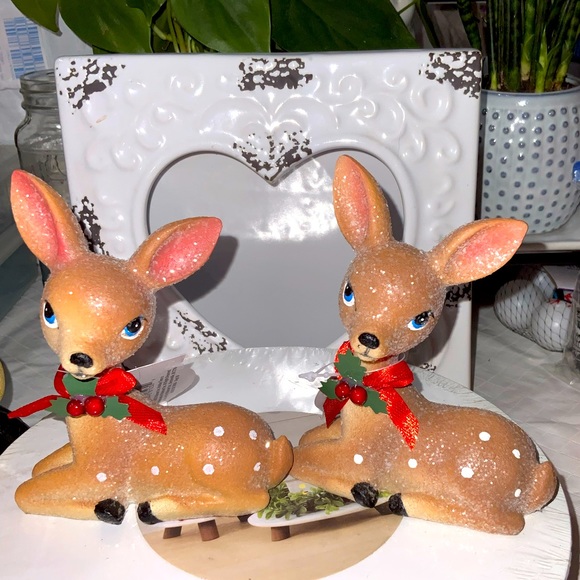 2 Sparkly Reindeer Table Decor Set #1 - Picture 11 of 12